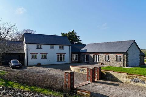 4 bedroom detached house for sale, Burton, Milford Haven, SA73