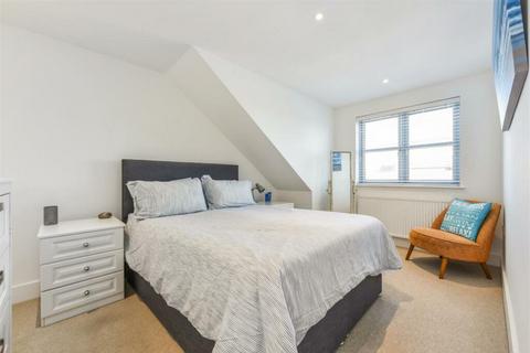 3 bedroom semi-detached house for sale, Farm Road, Chichester, PO20