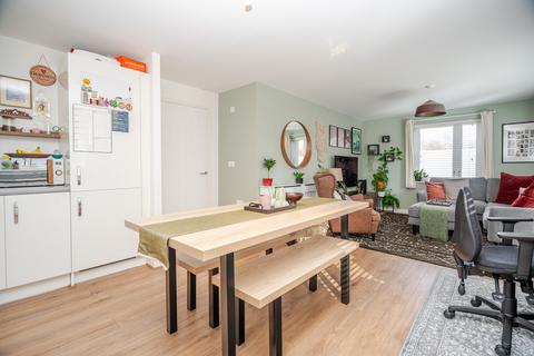 2 bedroom apartment for sale, Guildford Avenue, Milton Keynes, MK4
