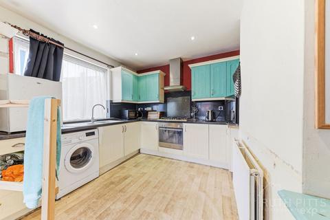 2 bedroom semi-detached house for sale, Normanton View, Normanton WF6