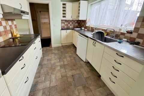 3 bedroom terraced house for sale, 2 Green Lane West, Sealand, Deeside, Flintshire CH5 2LJ