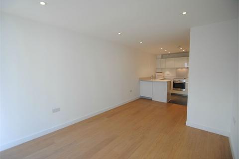 1 bedroom apartment to rent, Waterhouse Apartments, Saffron Central Square, Croydon, CR0