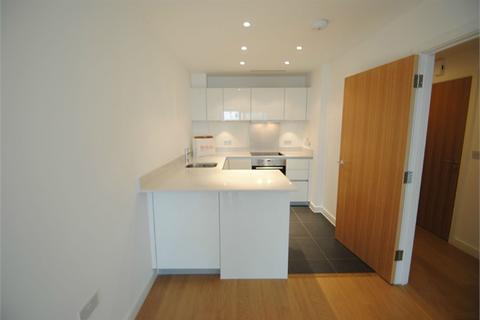 1 bedroom apartment to rent, Waterhouse Apartments, Saffron Central Square, Croydon, CR0