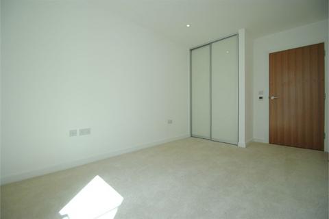 1 bedroom apartment to rent, Waterhouse Apartments, Saffron Central Square, Croydon, CR0