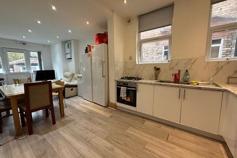 undefined, Derby Road, Manchester, Greater Manchester, M14