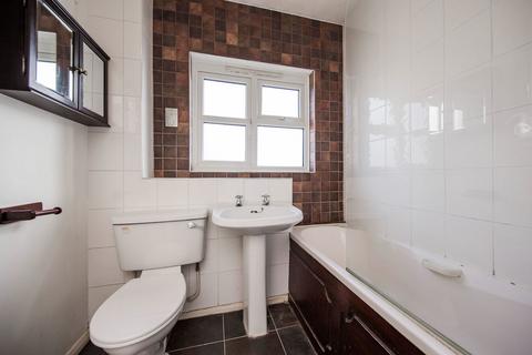 3 bedroom end of terrace house for sale, Streatfield Gardens, Heathfield