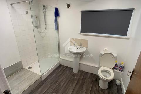 6 bedroom semi-detached house for sale, Sandy Lane, Worksop