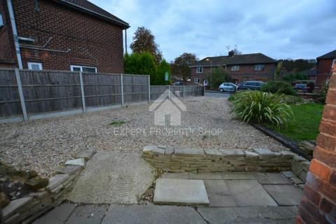 3 bedroom semi-detached house for sale, Milne Road, Doncaster