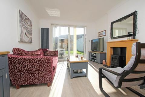 3 bedroom semi-detached house for sale, Park Avenue, Eastbourne, BN21 2XG