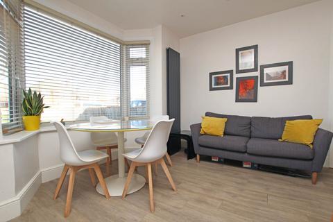 3 bedroom semi-detached house for sale, Park Avenue, Eastbourne, BN21 2XG