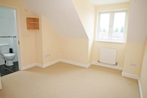 undefined, Arterial Avenue, Rainham, RM13