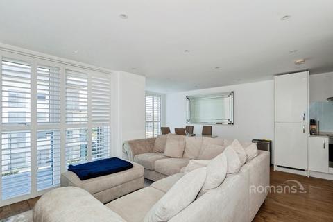 2 bedroom flat to rent, Kingston Close, Maidenhead, Berkshire, SL6
