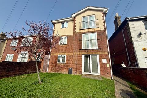 1 bedroom flat to rent, Millbrook Road East, Hampshire SO15