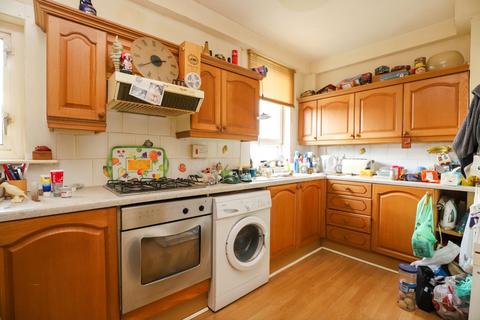 2 bedroom flat for sale, George Street, Airdrie ML6