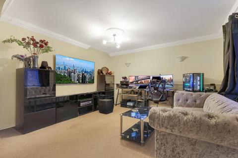 3 bedroom terraced house for sale, Audley Way, Basildon, Essex, SS14