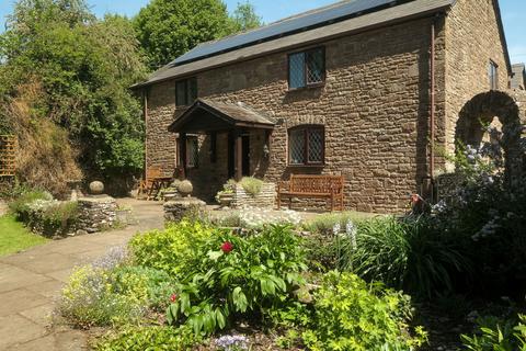 undefined, Welsh Newton, Monmouth, Monmouthshire, NP25