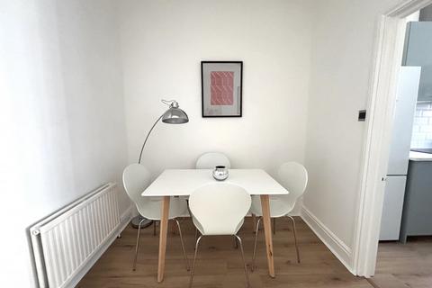 2 bedroom flat for sale, York Road, Hove, BN3