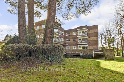 undefined, North Ash, Horsham RH12