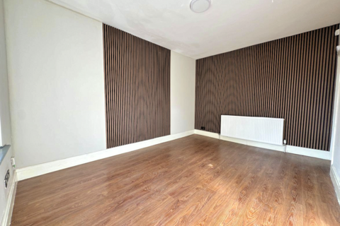 3 bedroom terraced house for sale, Holyrood Road, Prestwich
