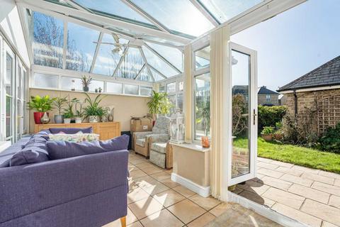 4 bedroom detached house for sale, Century Close, Cirencester, Gloucestershire, GL7