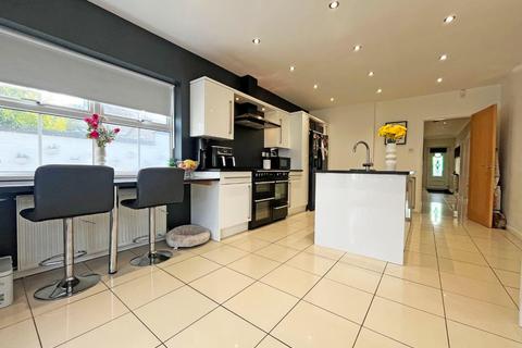 3 bedroom detached bungalow for sale, Peterborough Road, Peterborough PE7