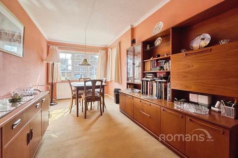 3 bedroom detached house for sale, Badshot Park, Badshot Lea