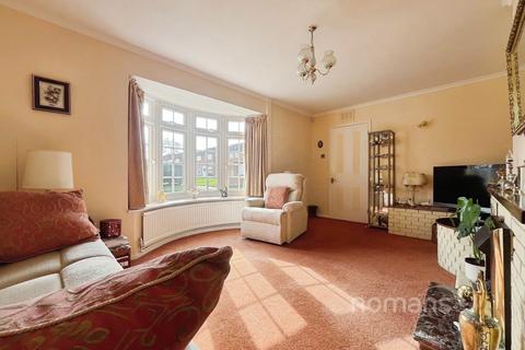 3 bedroom detached house for sale, Badshot Park, Badshot Lea