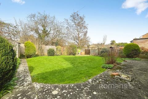 3 bedroom detached house for sale, Badshot Park, Badshot Lea