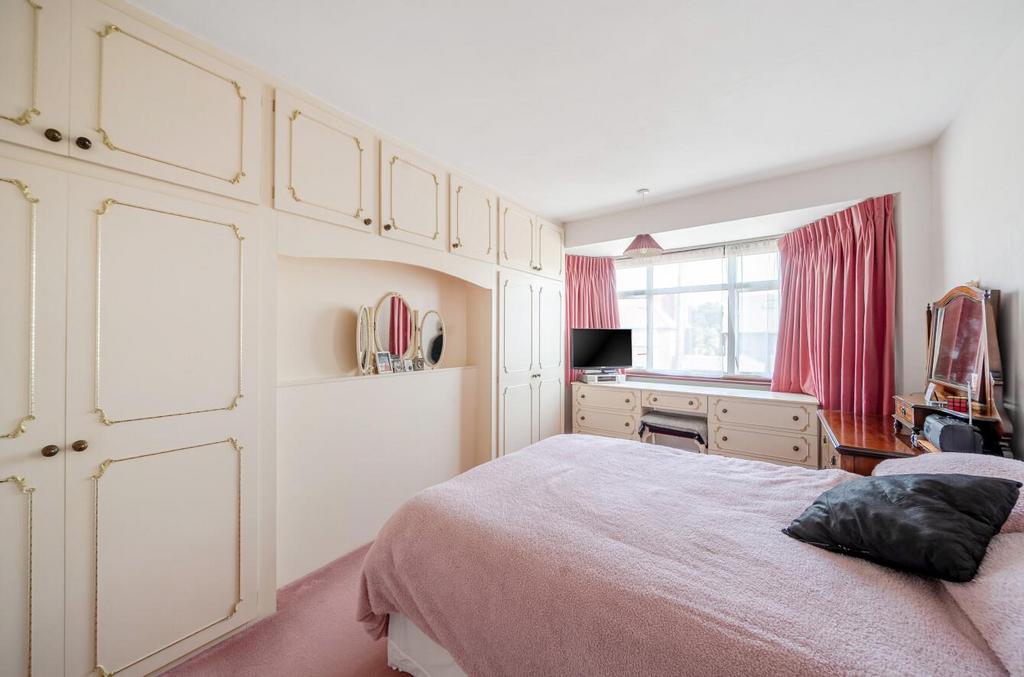 Davidson Frost-Wellings, DFW, Bush Grove, Stanmore