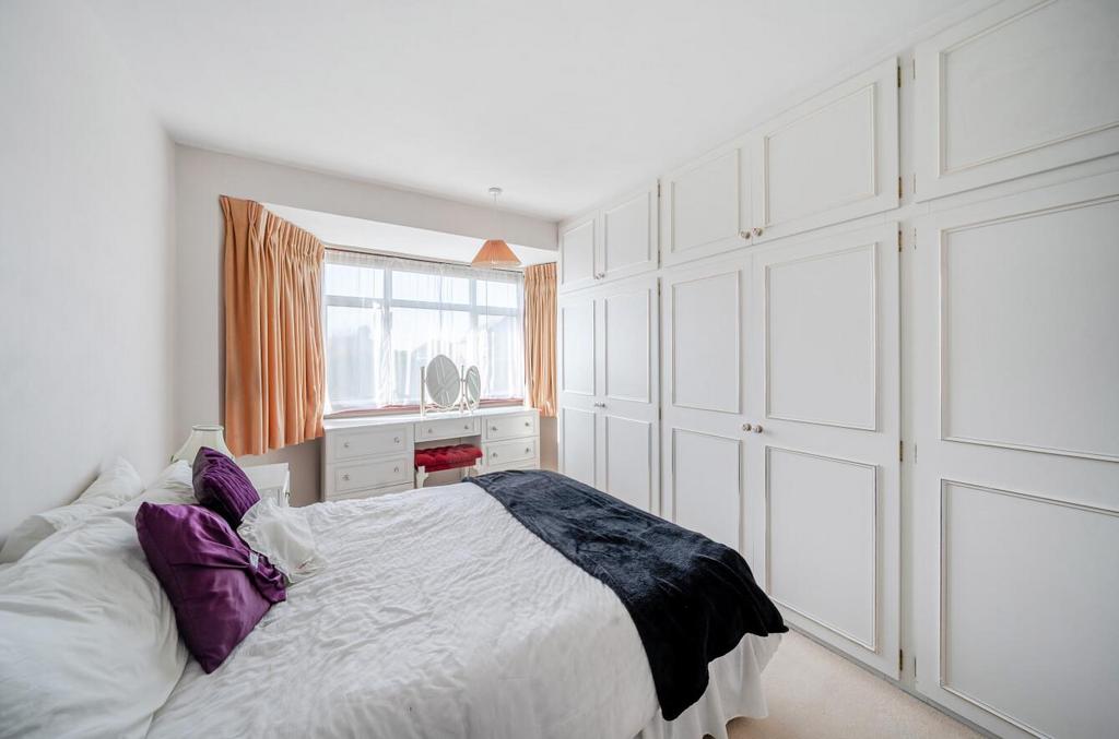 Davidson Frost-Wellings, DFW, Bush Grove, Stanmore