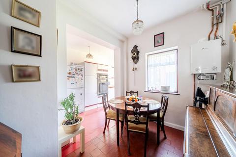 4 bedroom semi-detached house for sale, Bush Grove, Stanmore HA7