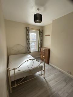 4 bedroom terraced house to rent, West Way, Oxford