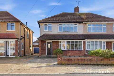 3 bedroom semi-detached house for sale, Dart Close, Upminster, RM14