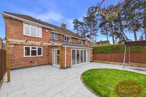 5 bedroom semi-detached house for sale, Oaklands Drive, Westone, NN3 3JL