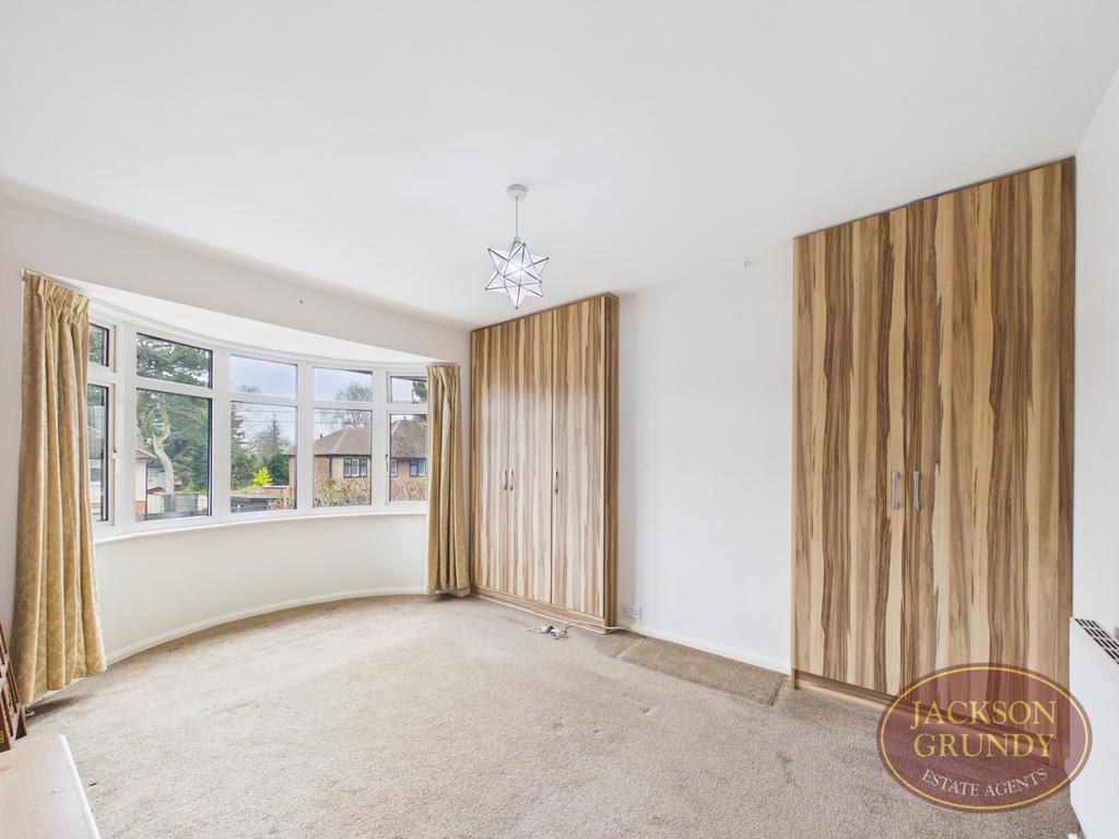 Oaklands Drive