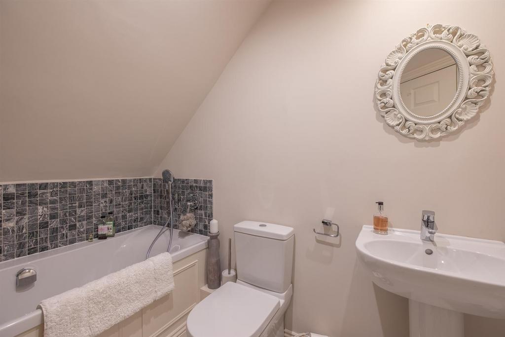 Bedroom 2 En Suite