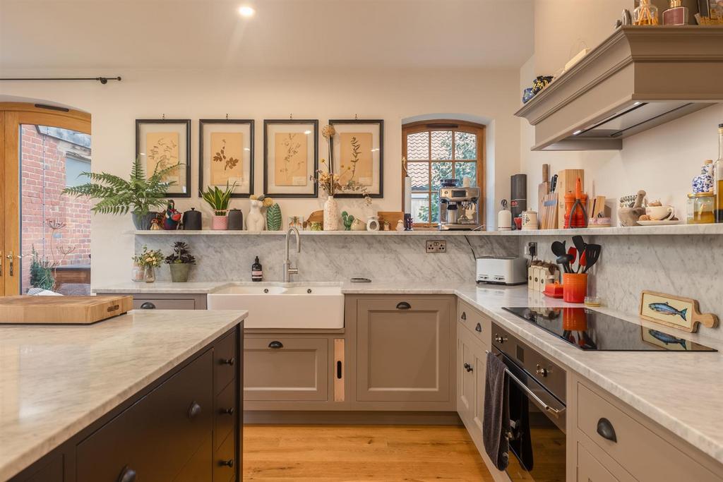 Kitchen/Dining Room