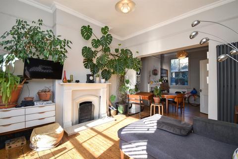 4 bedroom terraced house for sale, St. Helens Road, Hastings