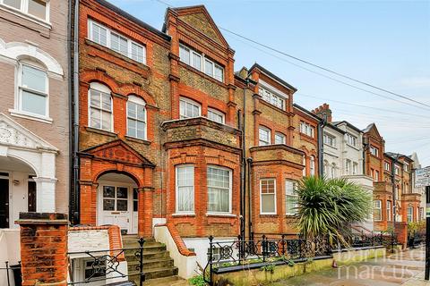 1 bedroom flat to rent, Leathwaite Road, London