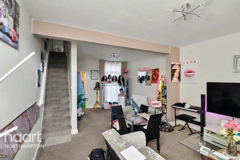 3 bedroom terraced house for sale, St Davids Road, Northampton