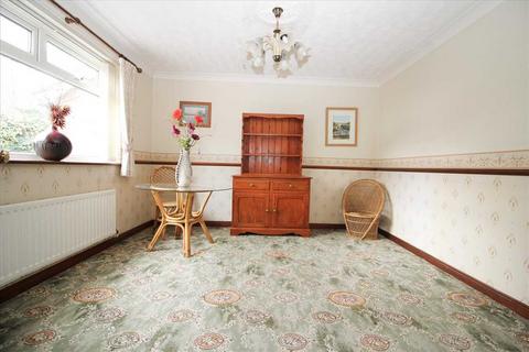 2 bedroom bungalow for sale, Oakley Drive, The Wyndings, Cramlington
