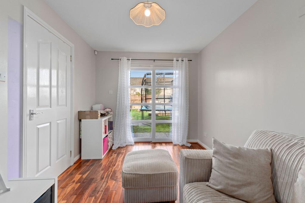 Snug/Playroom