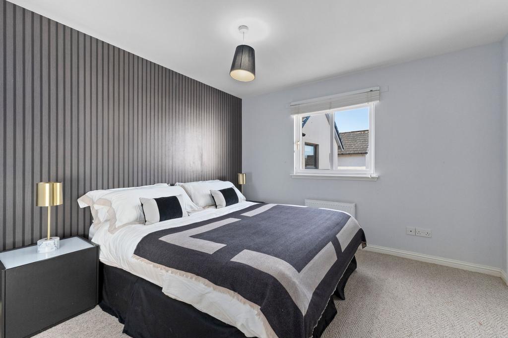 Master Bedroom with En-Suite