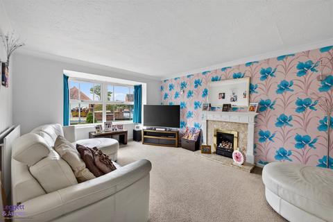 6 bedroom detached house for sale, Prince Henrys Close  Evesham