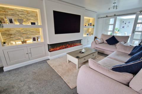 4 bedroom detached house for sale, HEOL Y CWRT, NORTH CORNELLY, CF33 4AX