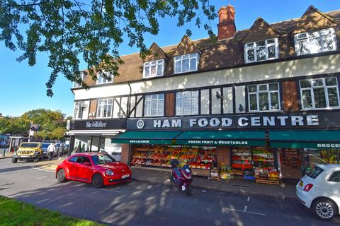 1 bedroom apartment to rent, Richmond Road, Cranmer Court Richmond Road, KT2