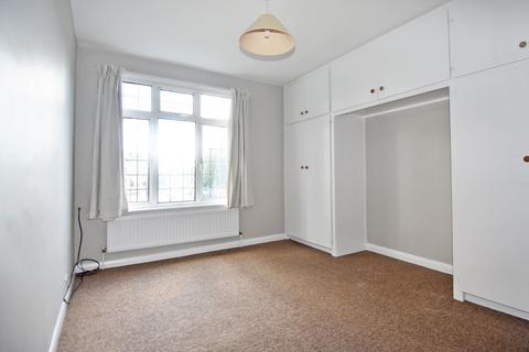 1 bedroom apartment to rent, Richmond Road, Cranmer Court Richmond Road, KT2