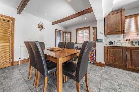 3 bedroom detached house for sale, St. Pauls Avenue, Slough
