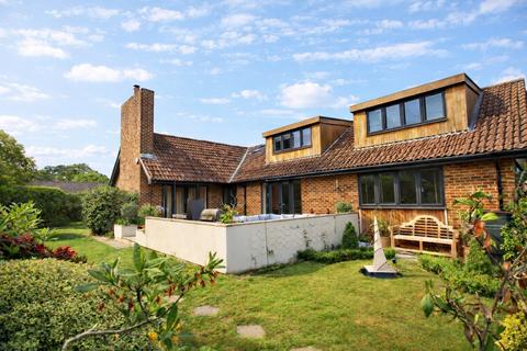 4 bedroom detached bungalow for sale, Oberfield Road, Brockenhurst, SO42