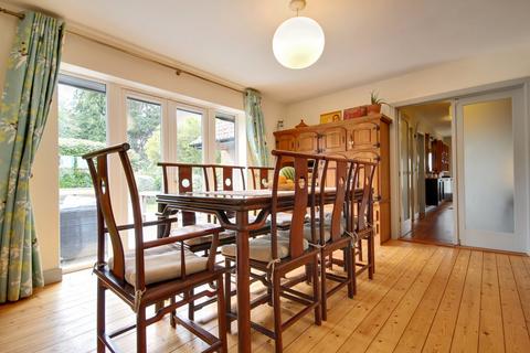 4 bedroom detached bungalow for sale, Oberfield Road, Brockenhurst, SO42